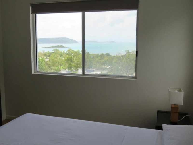 UNIT 9 REEFSIDE VILLAS 8-12 ESHELBY DRIVE, Cannonvale QLD 4802