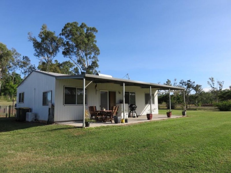 23 WHITSUNDAY DRIVE, Bloomsbury QLD 4799