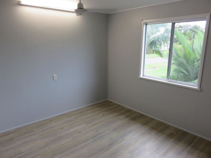 14 PETERS AVE, Midge Point QLD 4799