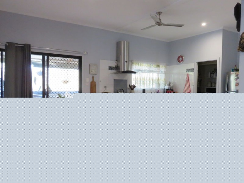 25 CAPING ROAD, Bloomsbury QLD 4799