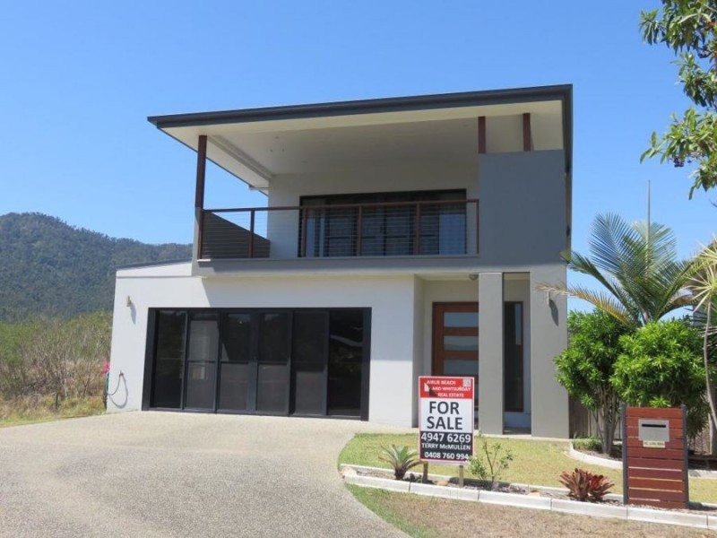 9 SPINNAKER COURT, Cannonvale QLD 4802