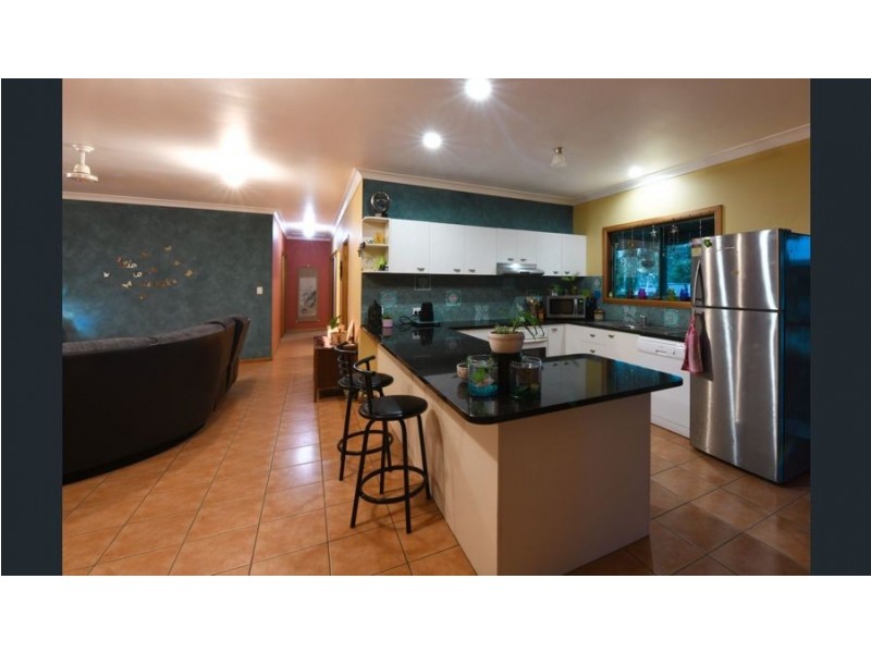 4 LAWSON ST, Midge Point QLD 4799