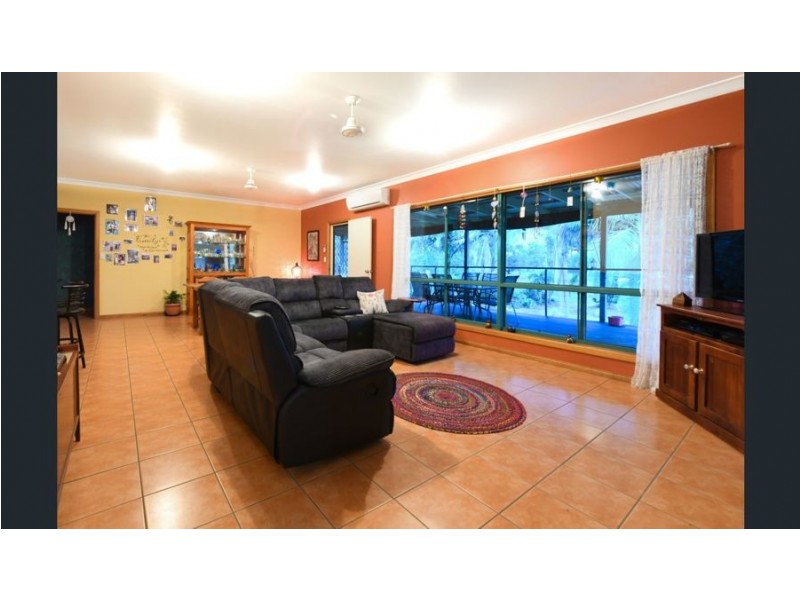 4 LAWSON ST, Midge Point QLD 4799