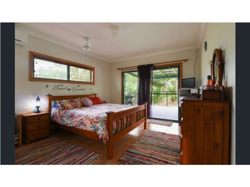 4 LAWSON ST, Midge Point QLD 4799