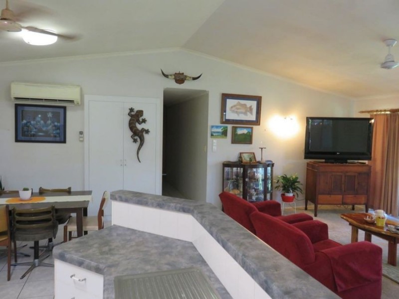 59 BUNDESEN AVE, Midge Point QLD 4799
