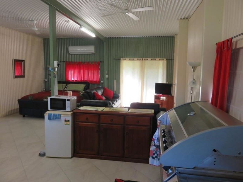 42 MARINE PARADE, Midge Point QLD 4799