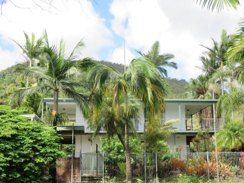 13 LAWSON STREET, Midge Point QLD 4799