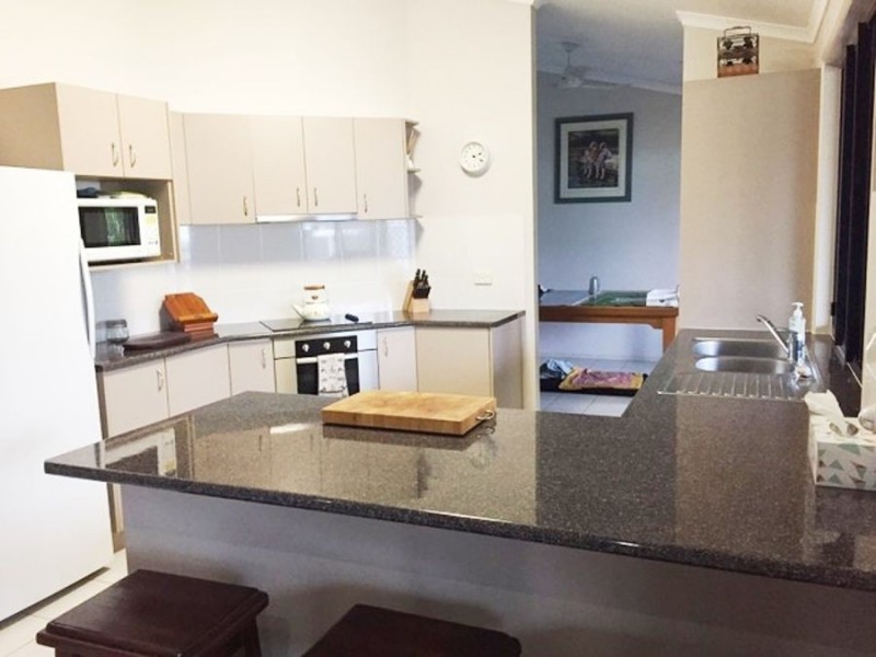 13 HIGH ST, St Helens Beach QLD 4798