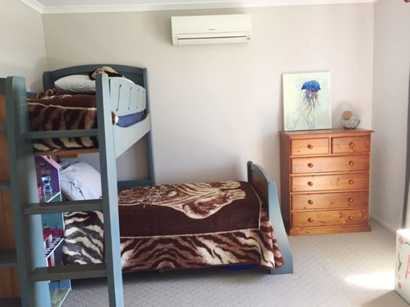 13 HIGH ST, St Helens Beach QLD 4798