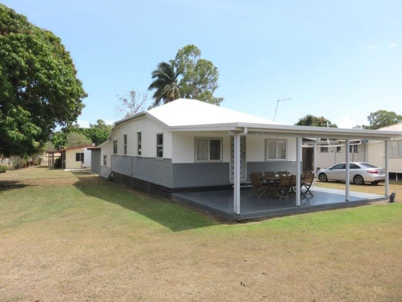 12 CROKER, St Helens Beach QLD 4798