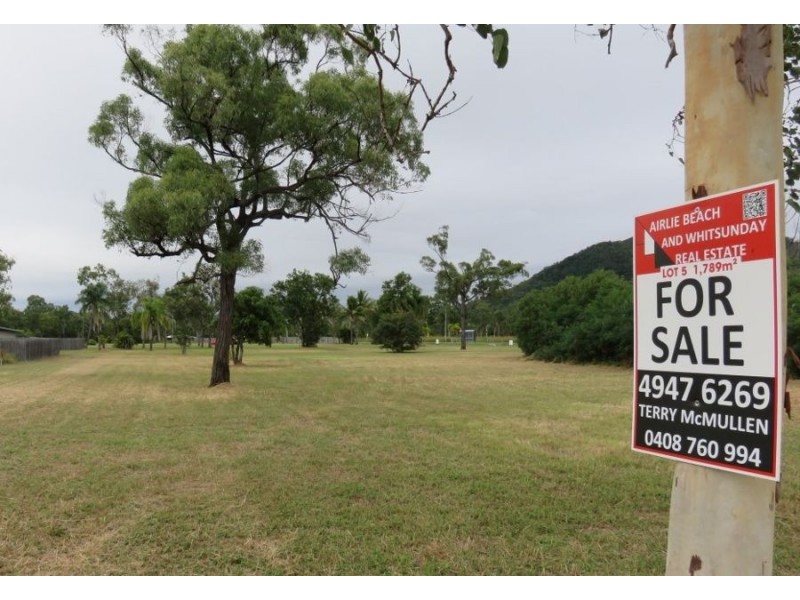35 POWER BOULEVARD, Midge Point QLD 4799