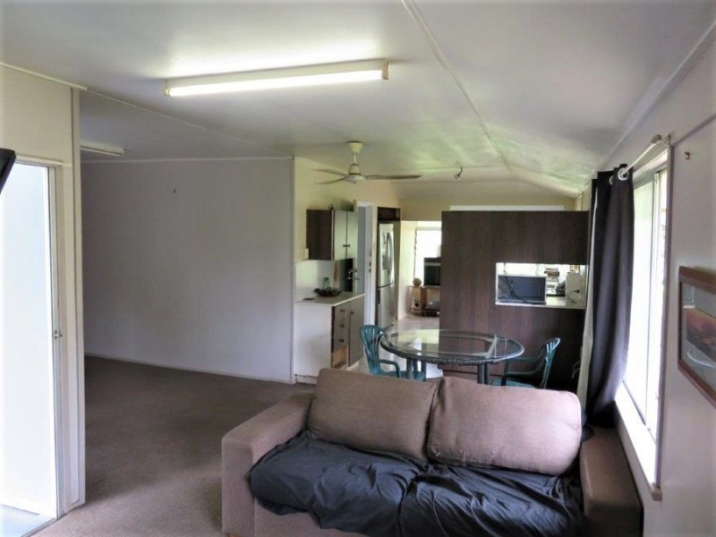 92 LELONA DRIVE, Bloomsbury QLD 4799