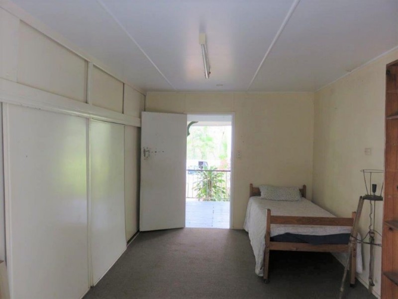 92 LELONA DRIVE, Bloomsbury QLD 4799