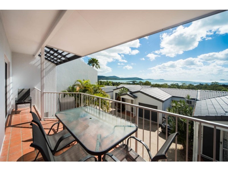 UNIT 7 REEFSIDE VILLAS 12 ESHEBLY DRIVE, Cannonvale QLD 4802