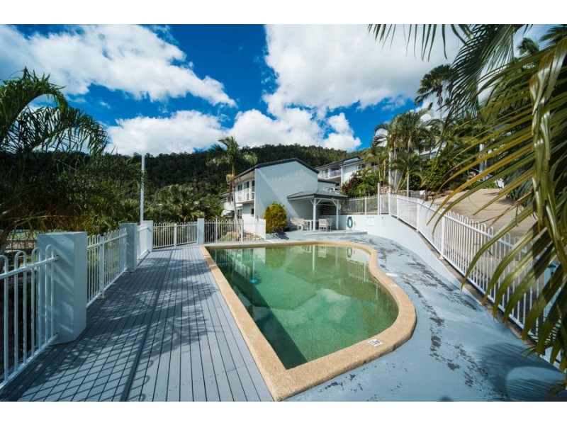 UNIT 7 REEFSIDE VILLAS 12 ESHEBLY DRIVE, Cannonvale QLD 4802