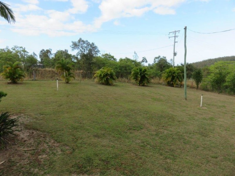 132 WHITSUNDAY DRIVE, Bloomsbury QLD 4799