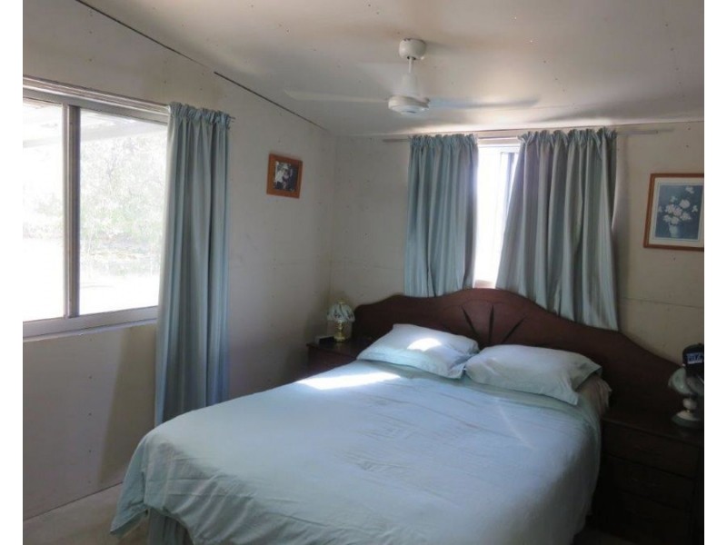 48 CONDER PARADE, Midge Point QLD 4799