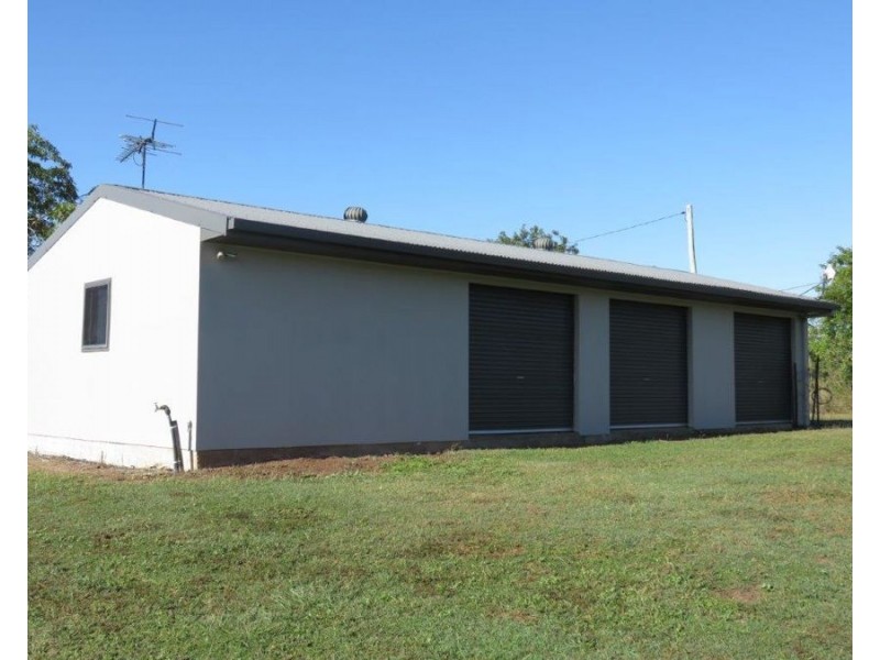 135 WHITSUNDAY DRIVE, Bloomsbury QLD 4799