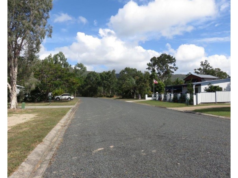 24 MARINE PARADE, Midge Point QLD 4799