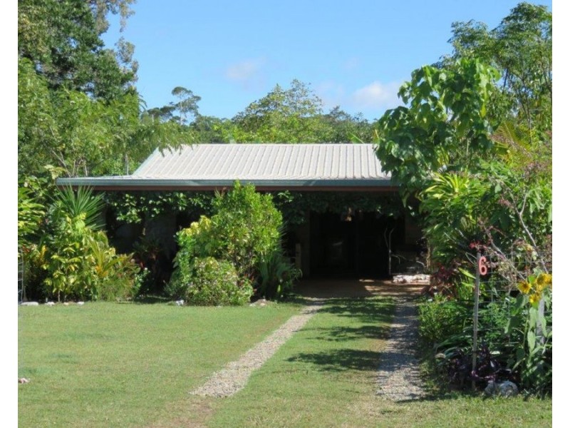 6 MCLEOD STREET, Midge Point QLD 4799
