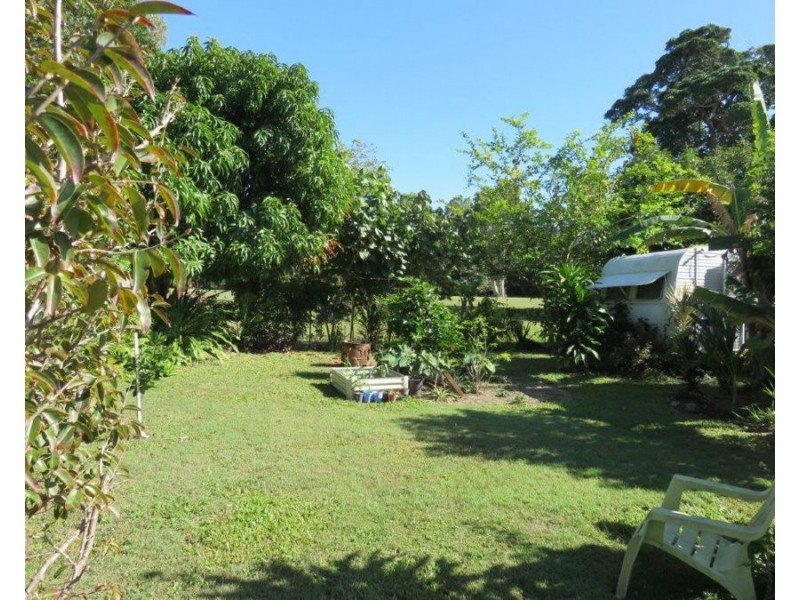 6 MCLEOD STREET, Midge Point QLD 4799