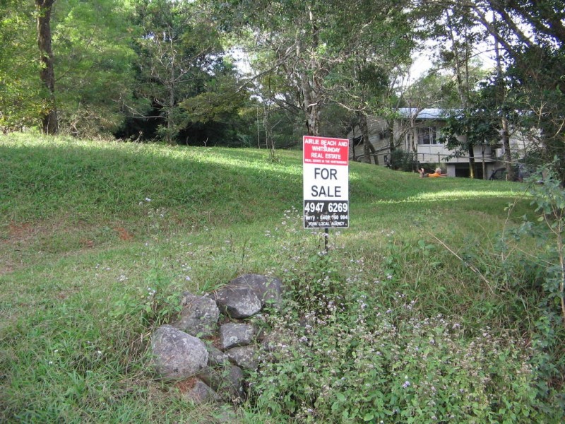 2 HOWIE  STREET EUNGELLA 4757, Whitsundays QLD 4802