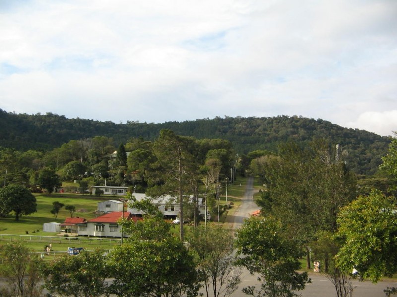 2 HOWIE  STREET EUNGELLA 4757, Whitsundays QLD 4802