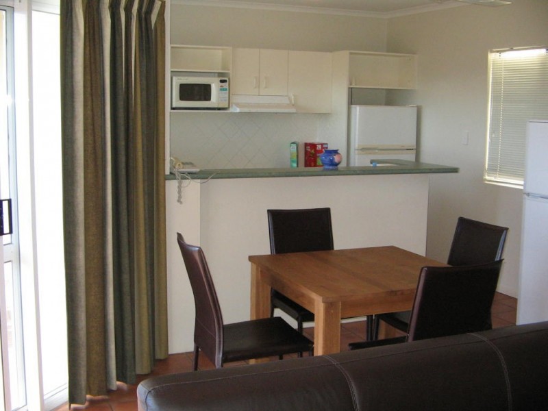 UNIT 30  REEFSIDE VILLAS CANNONVALE, Whitsundays QLD 4802