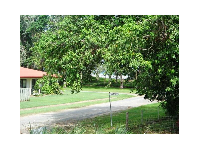 2 BURTON ST. MIDGE POINT, Whitsundays QLD 4802