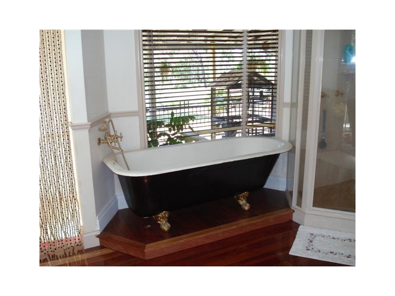 10 LAWSON ST, Midge Point QLD 4799