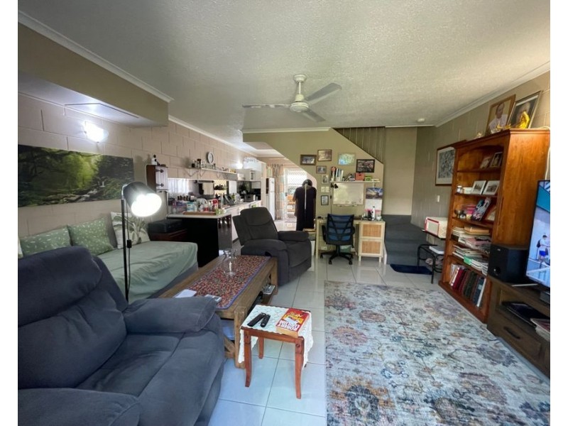 UNIT 25/11 ISLAND DRIVE, Cannonvale QLD 4802