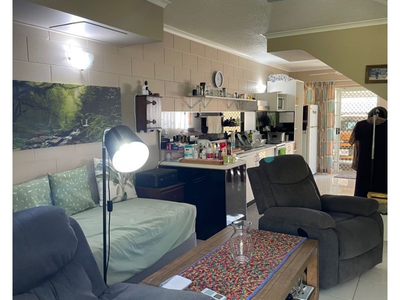 UNIT 25/11 ISLAND DRIVE, Cannonvale QLD 4802