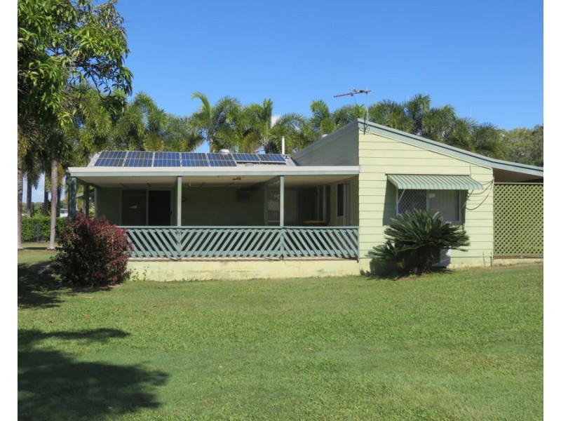 15 PETERS AVE, Midge Point QLD 4799