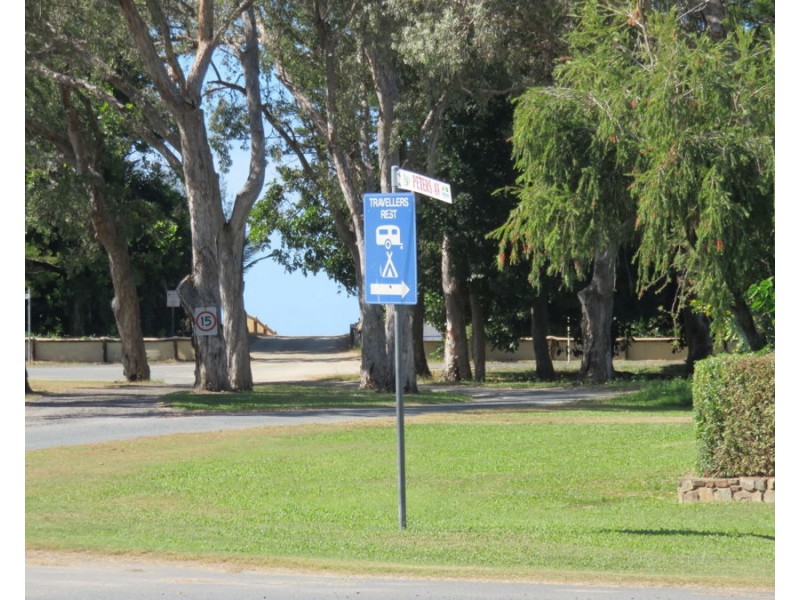 15 PETERS AVE, Midge Point QLD 4799
