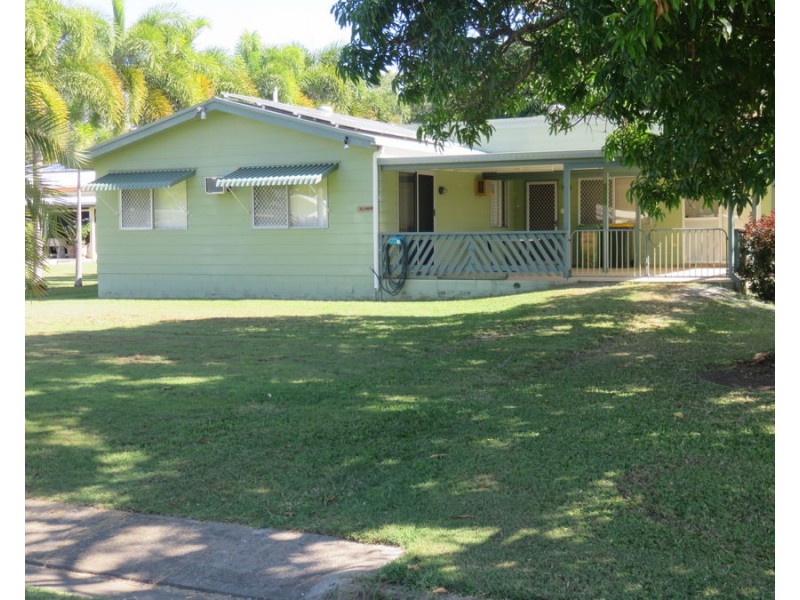 15 PETERS AVE, Midge Point QLD 4799