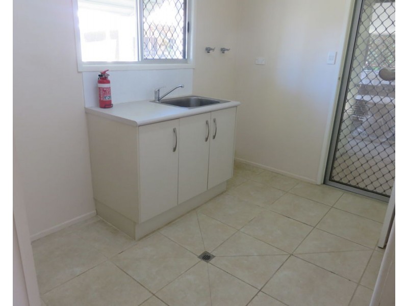 15 PETERS AVE, Midge Point QLD 4799