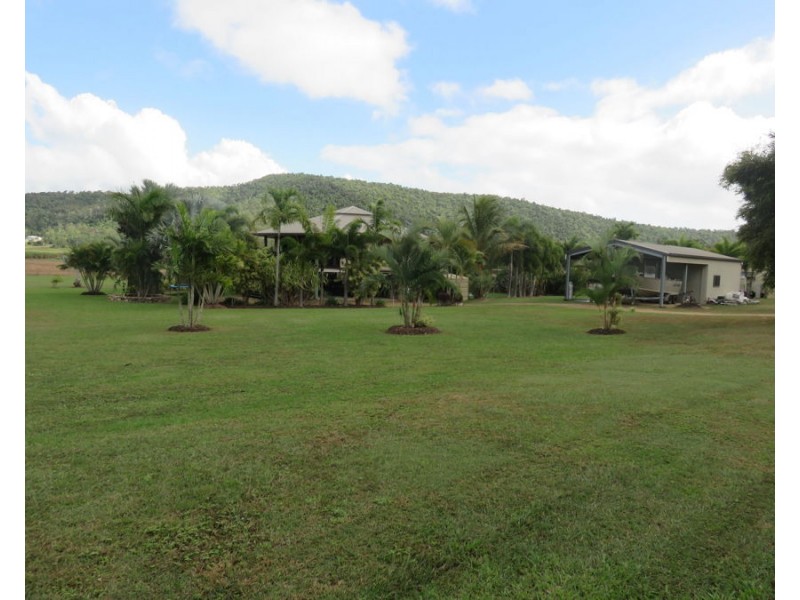 13 DE BONI RD, Gregory River QLD 4800