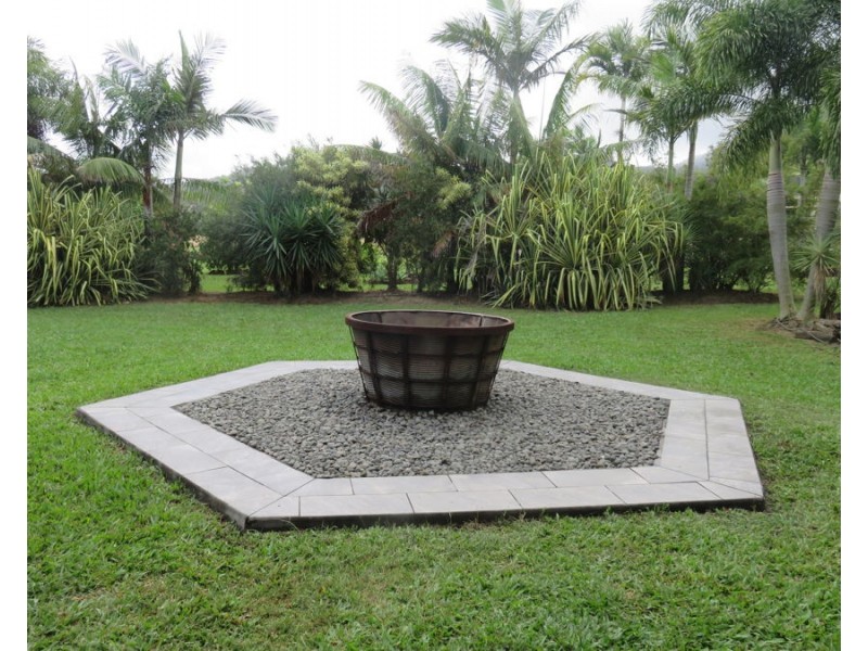 13 DE BONI RD, Gregory River QLD 4800