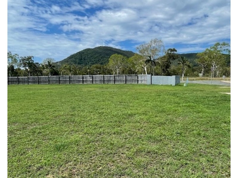 2 POWER BOULEVARD, WHITSUNDAY WATERS ESTATE, Midge Point QLD 4799