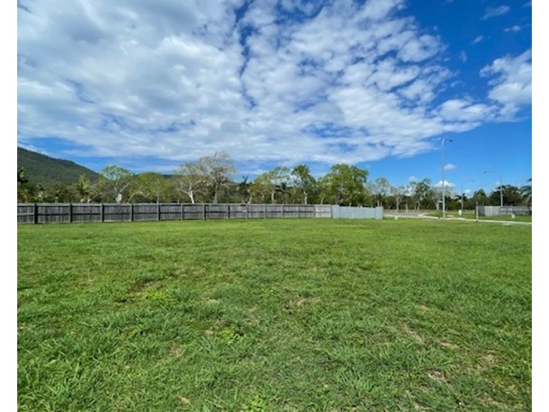 2 POWER BOULEVARD, WHITSUNDAY WATERS ESTATE, Midge Point QLD 4799