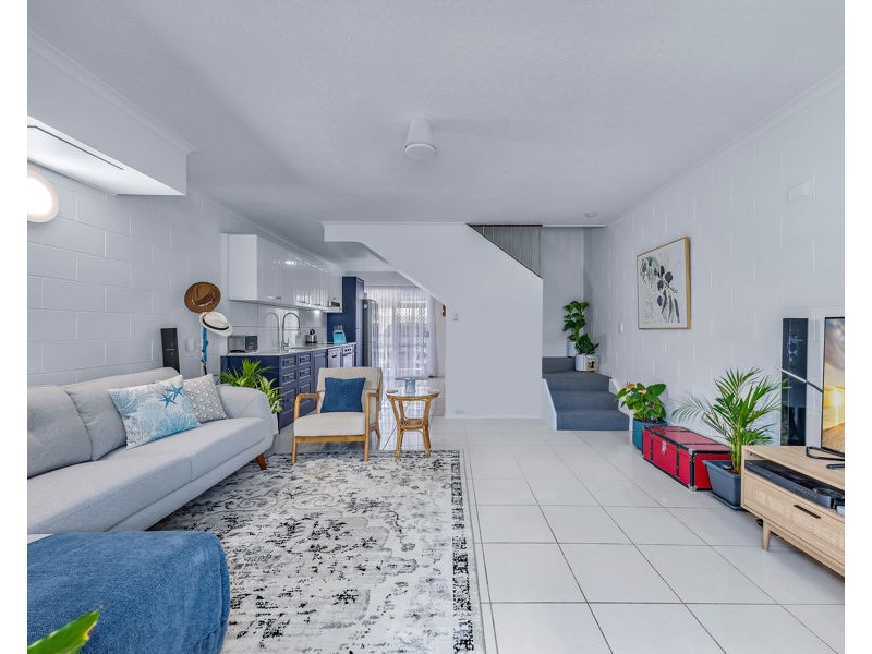 UNIT 25 11 ISLAND DRIVE, Cannonvale QLD 4802