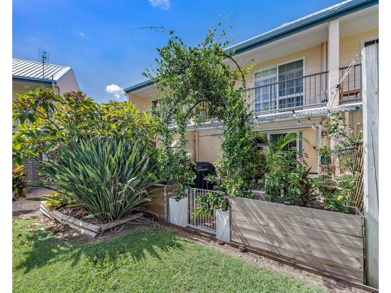 UNIT 25 11 ISLAND DRIVE, Cannonvale QLD 4802