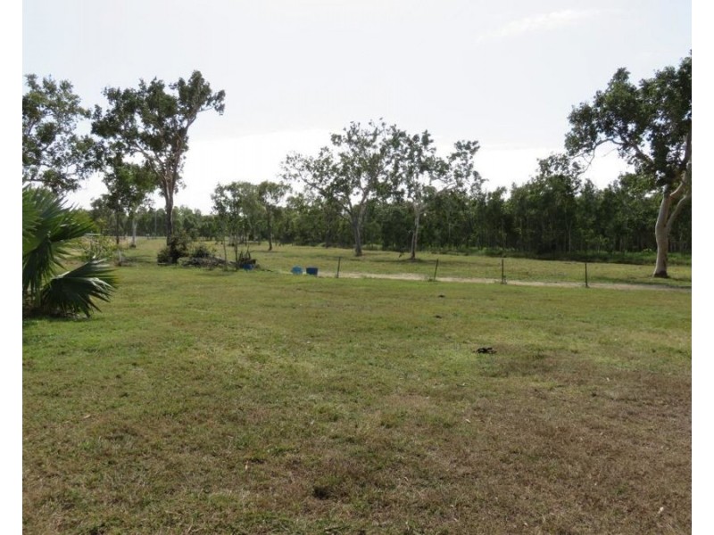 1424 Midge Point Rd, Midge Point QLD 4799