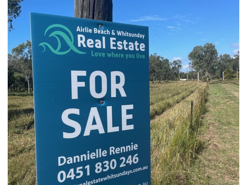 1424 Midge Point Rd, Midge Point QLD 4799