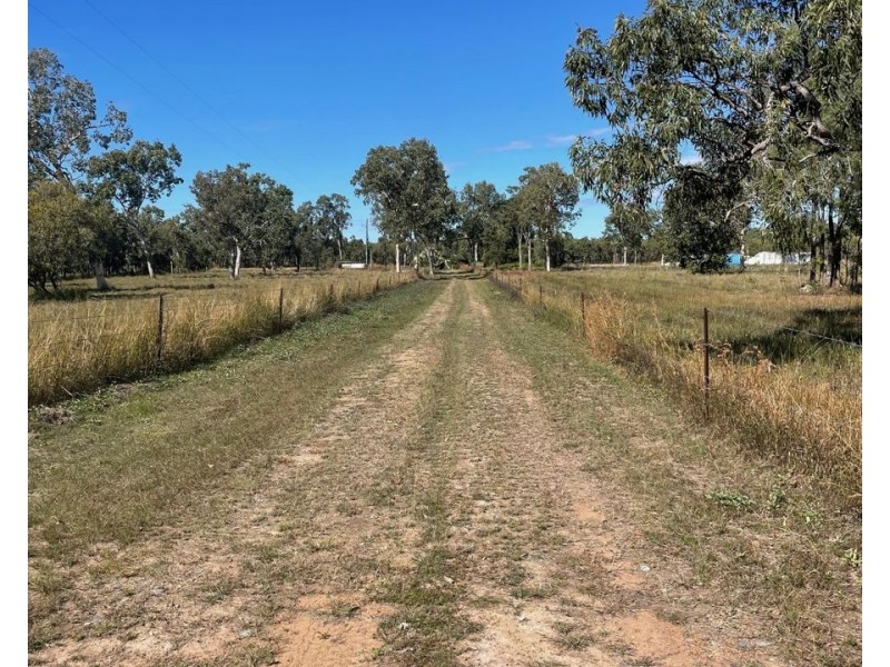 1424 Midge Point Rd, Midge Point QLD 4799