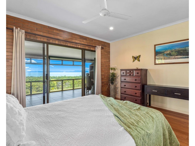 11 O’FLYNN CRESCENT, Midge Point QLD 4799