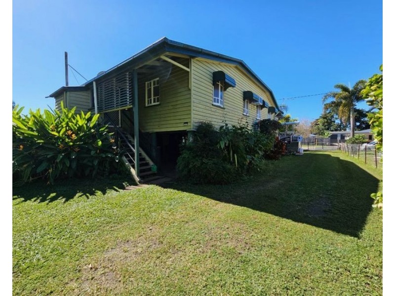 18 ROBERT STEET, Proserpine QLD 4800
