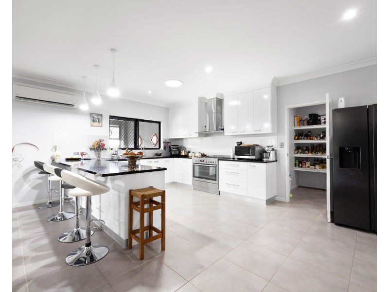 43 LINDEMAN DRIVE, Bloomsbury QLD 4799