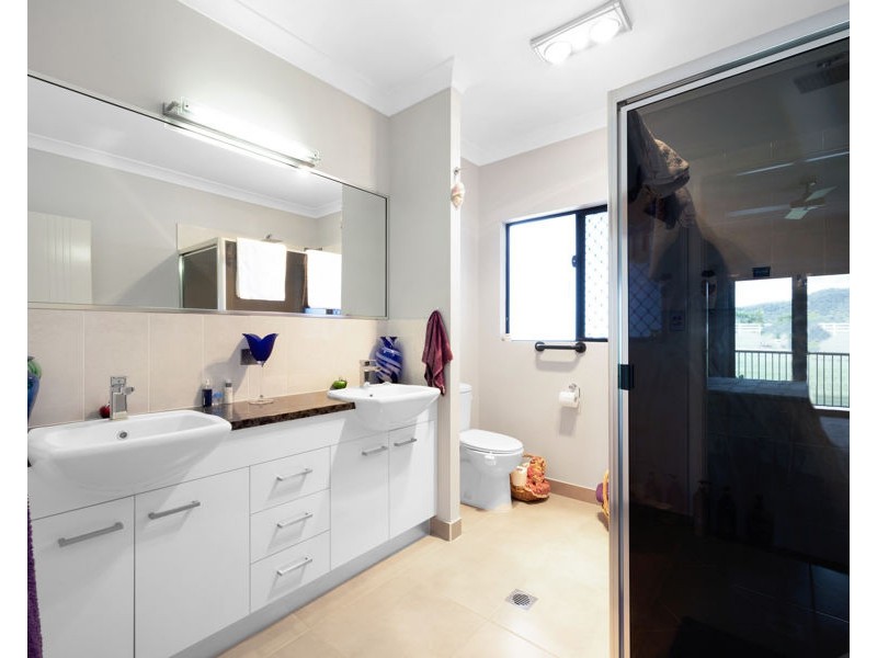 43 LINDEMAN DRIVE, Bloomsbury QLD 4799