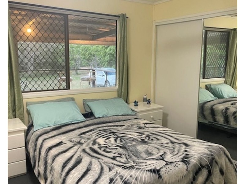 401 Midge Point Rd, Bloomsbury QLD 4799